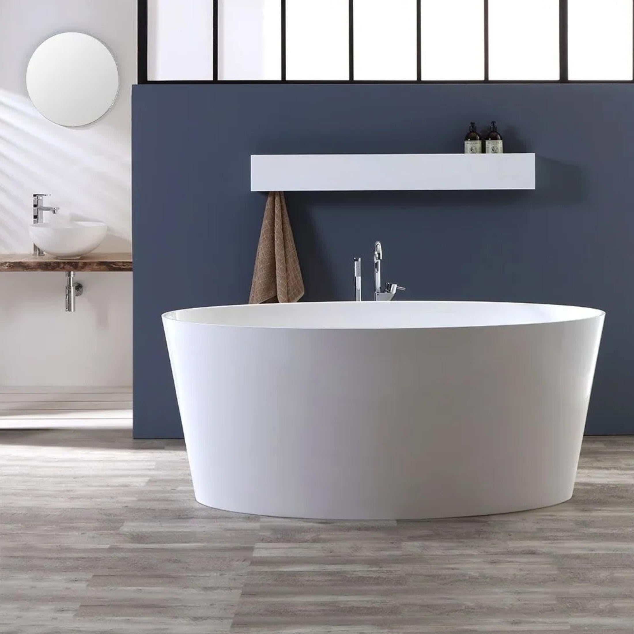 Vasca da bagno centro stanza "Verona" in marmo ricomposto bianco lucido cm 159,3x72 65h