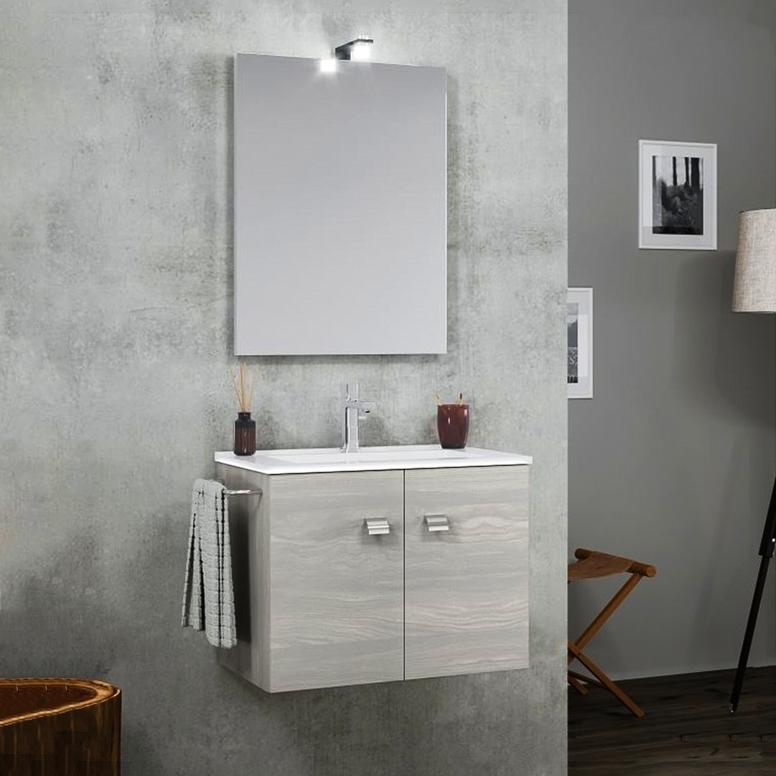 Mobile sospeso da bagno "Erika" in legno con lavabo e porta asciugamano senza specchio cm 61x36 47h